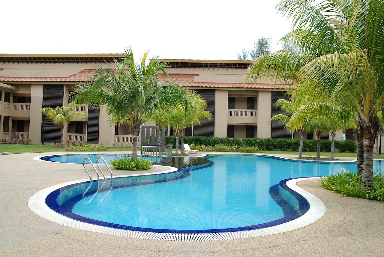 Hotel Felda residencia Tanjung Leman Jemaluang Exterior foto
